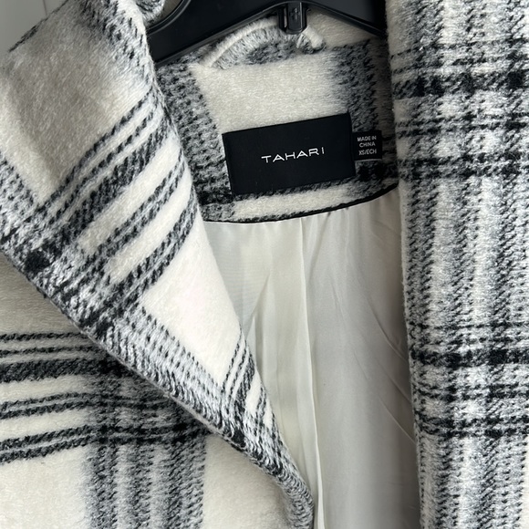 Tahari Ava Coat - Picture 3 of 4